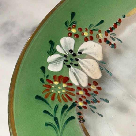 Indiana Glass Co Pedestal Bowl Dogwood Pattern - Picture 3 of 6